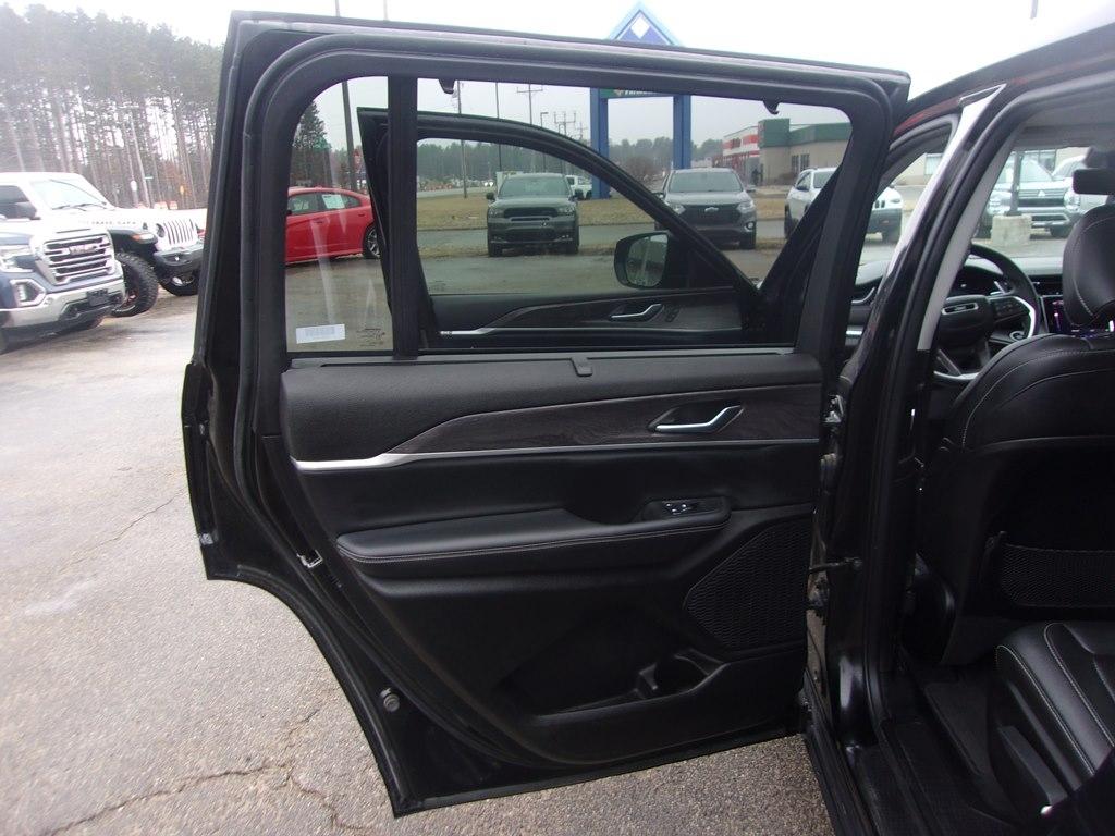 Jeep Grand Cherokee L Limited 4x4 2023