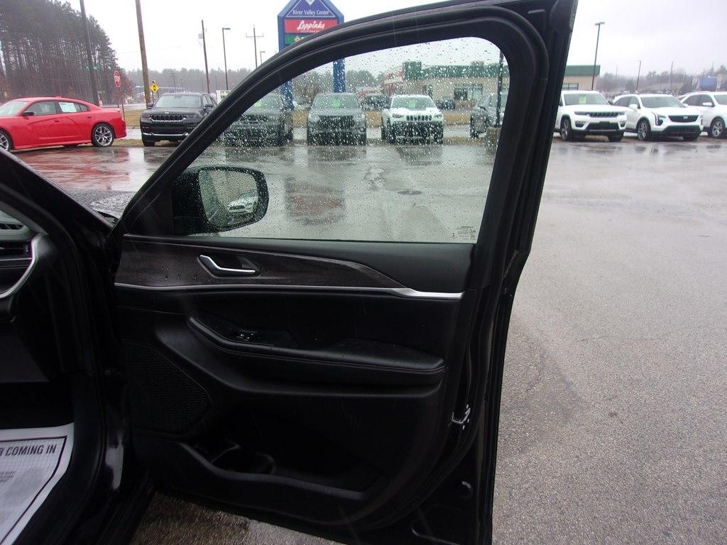 Jeep Grand Cherokee Limited 4x4 2023