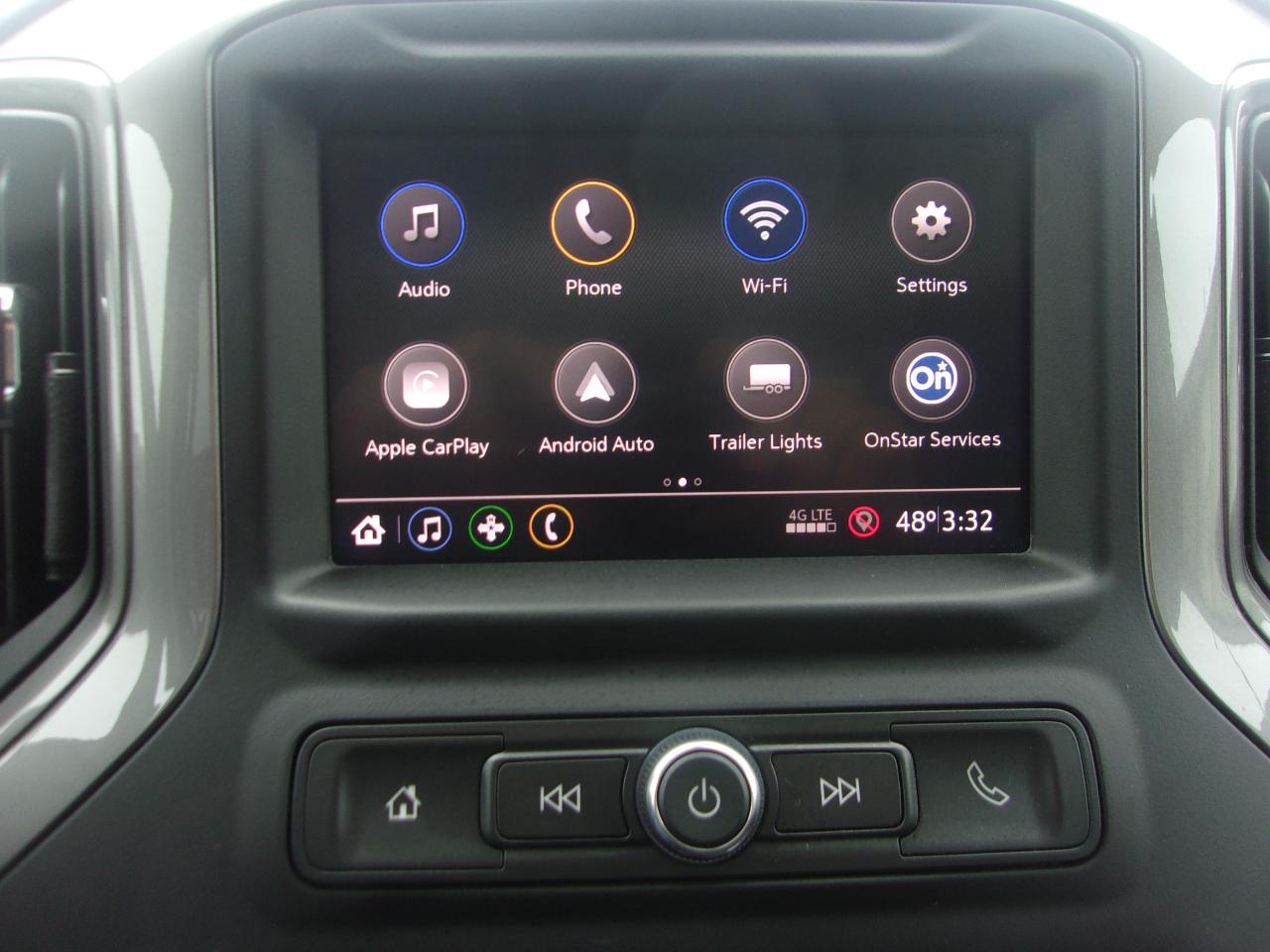 Chevrolet Silverado 1500 4WD Crew Cab 147" Custom 2020