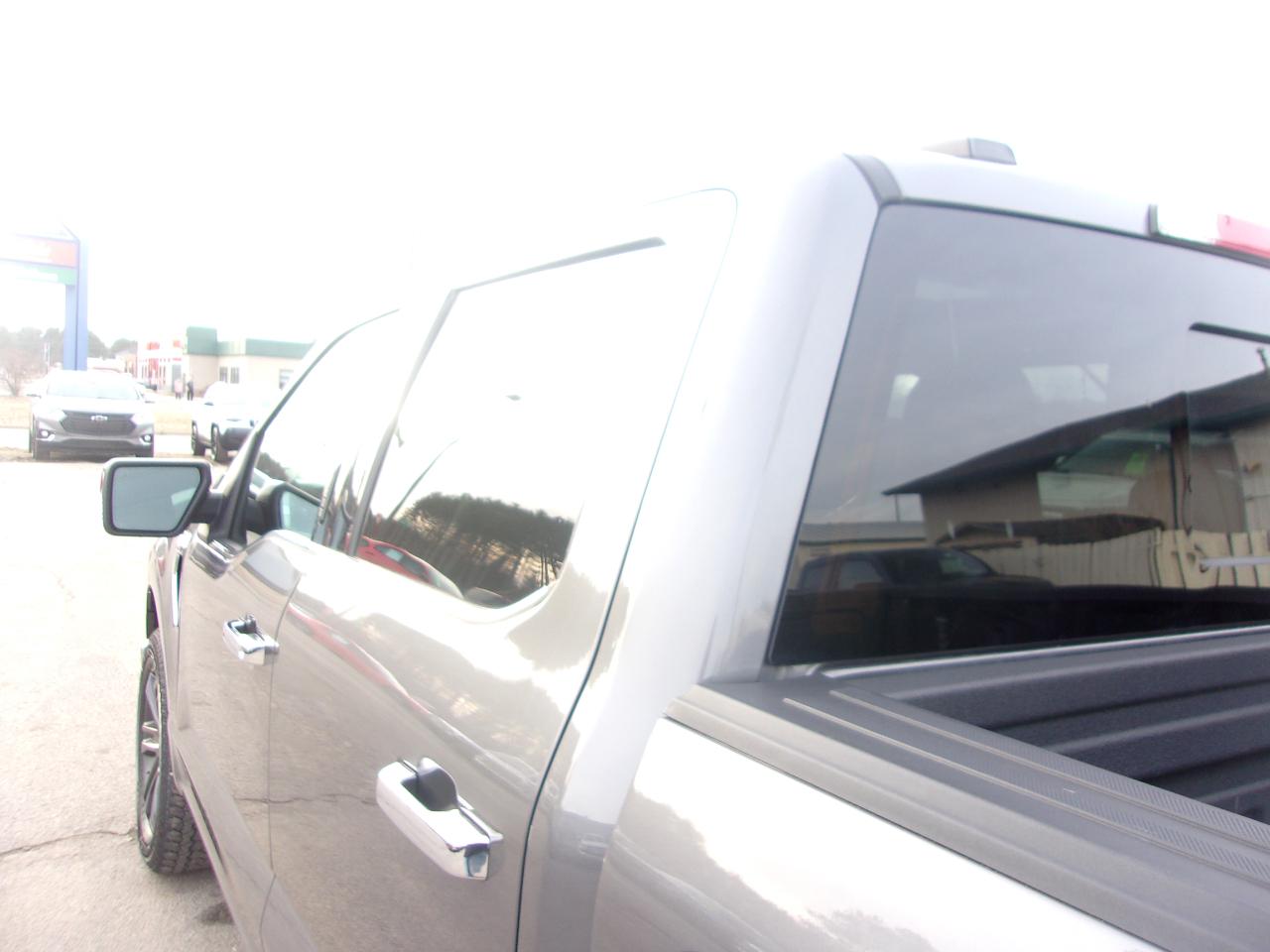 Ford F-150 Lariat 4WD SuperCrew 5.5' Box 2021