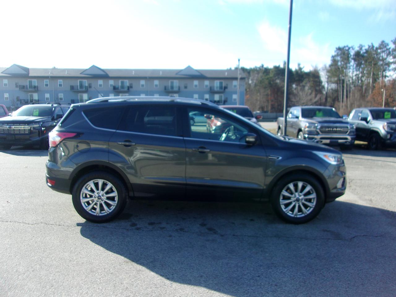 Ford Escape Titanium 4WD 2017