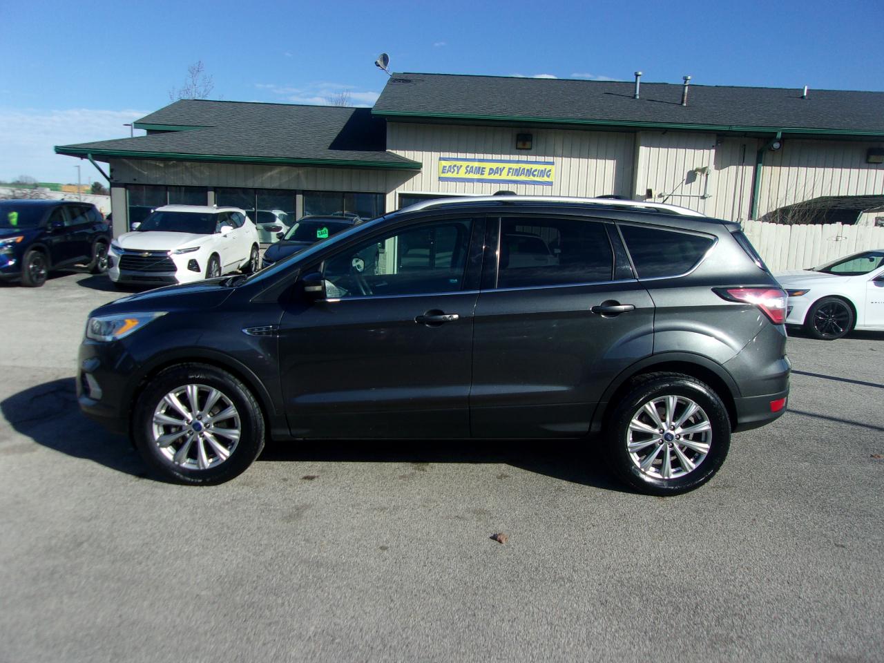 Ford Escape Titanium 4WD 2017