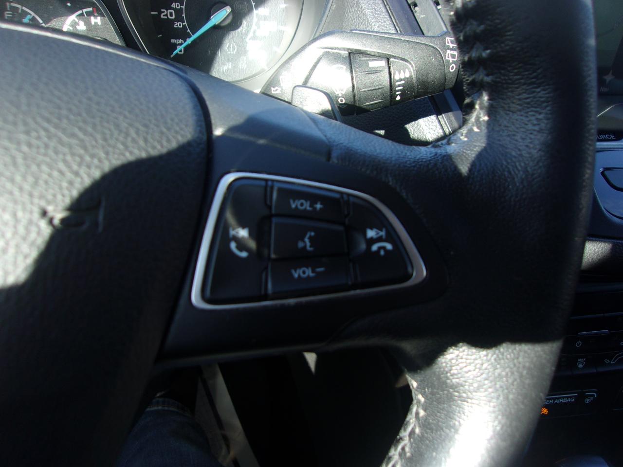 Ford Escape Titanium 4WD 2017