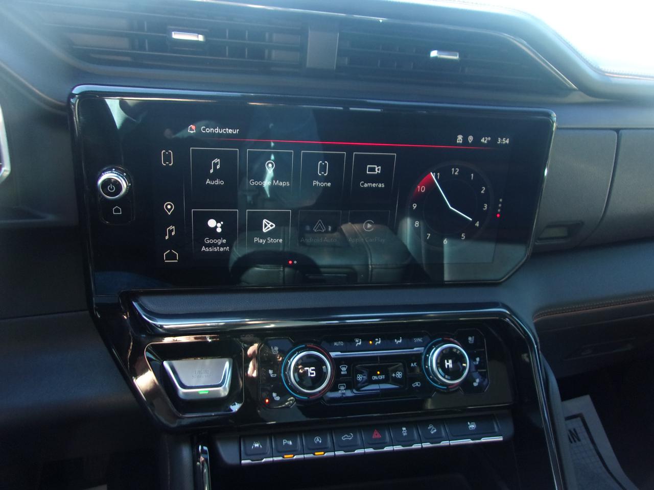 GMC Sierra 1500 4WD Crew Cab 157" AT4 2022