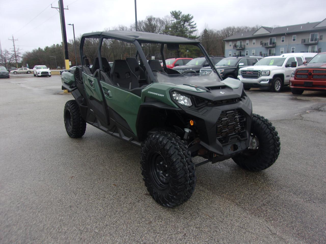 Can-Am Commander Max 1000R DPS  2024