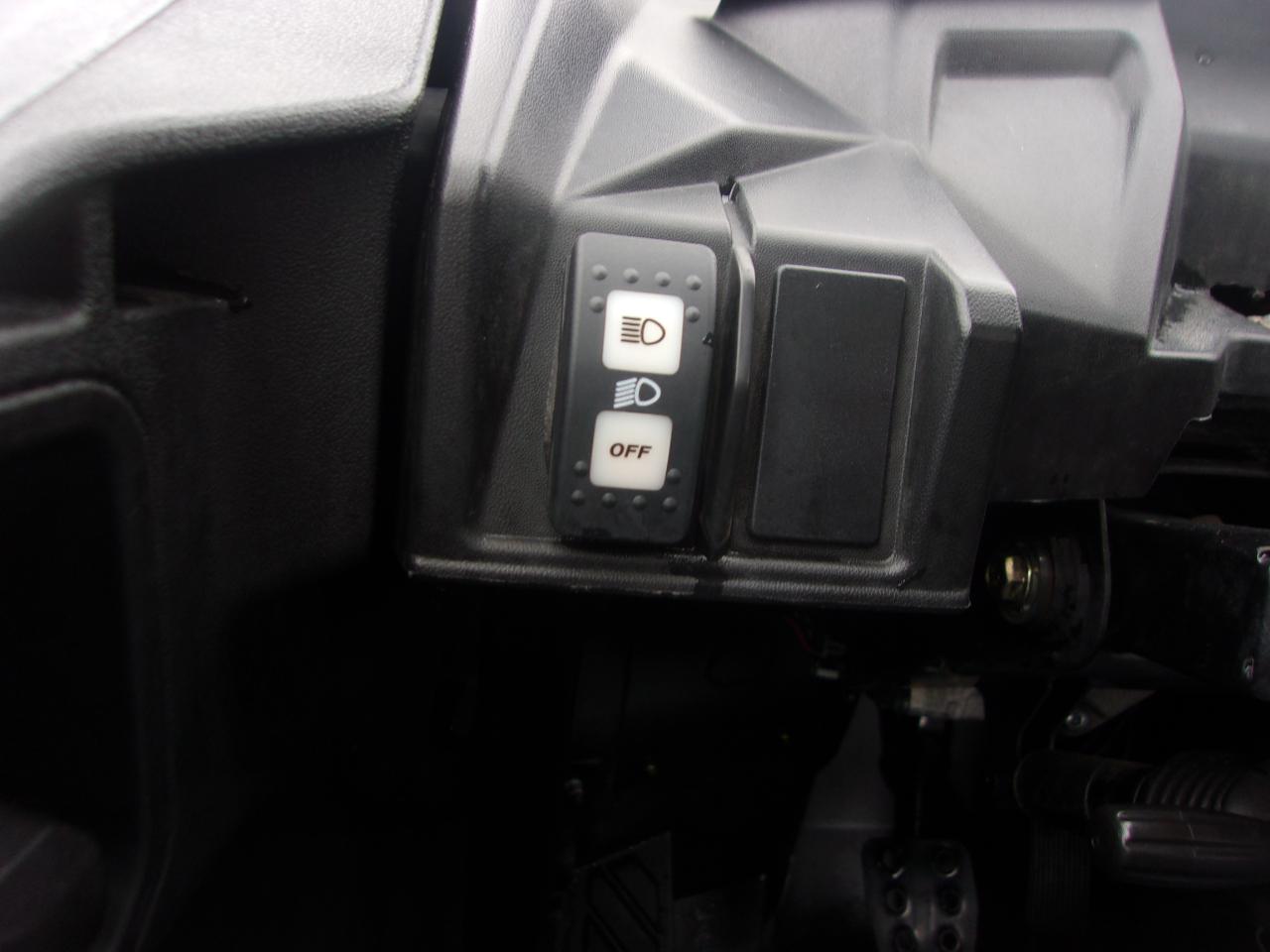 Can-Am Commander Max 1000R DPS  2024