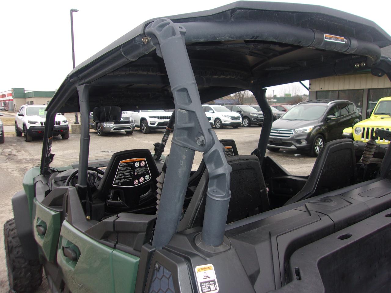 Can-Am Commander Max 1000R DPS  2024