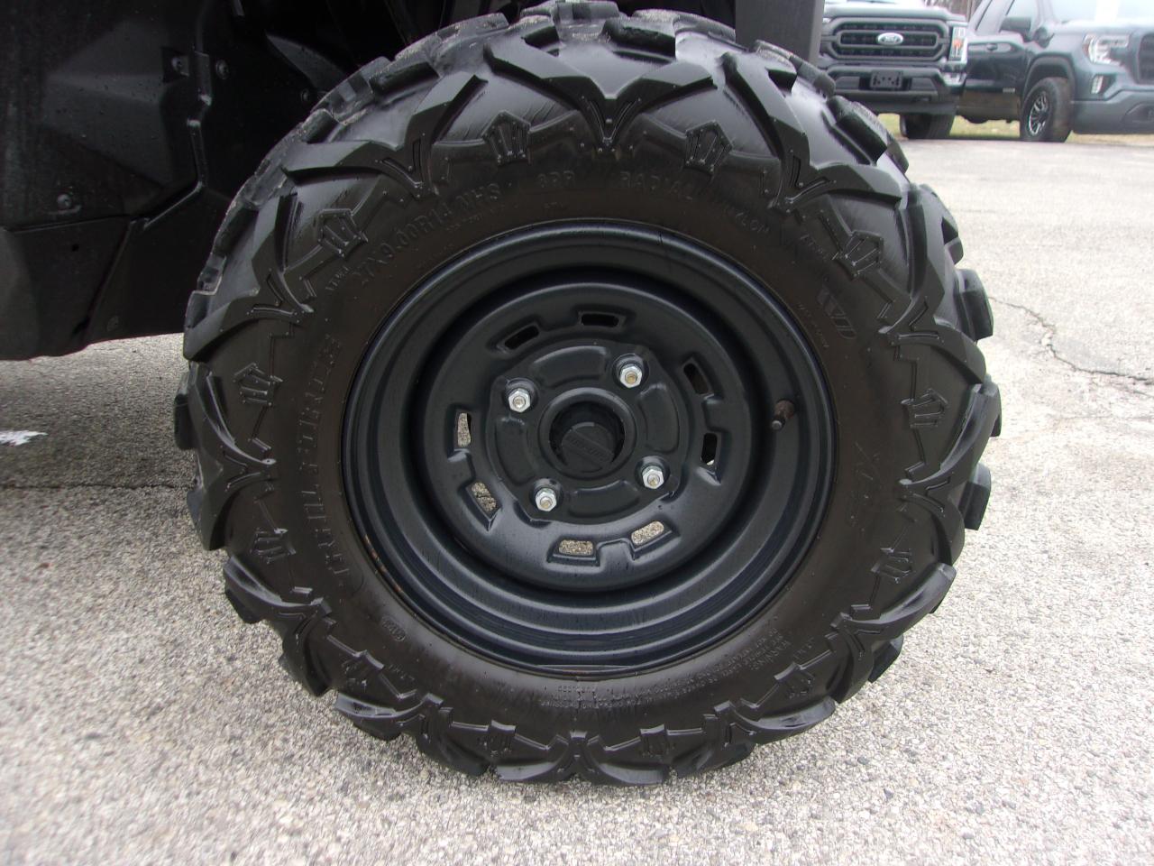 Can-Am Commander XT 700  2024