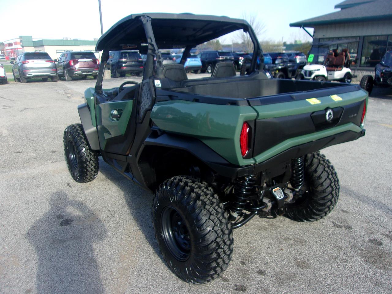 Can-Am Commander XT 700  2024
