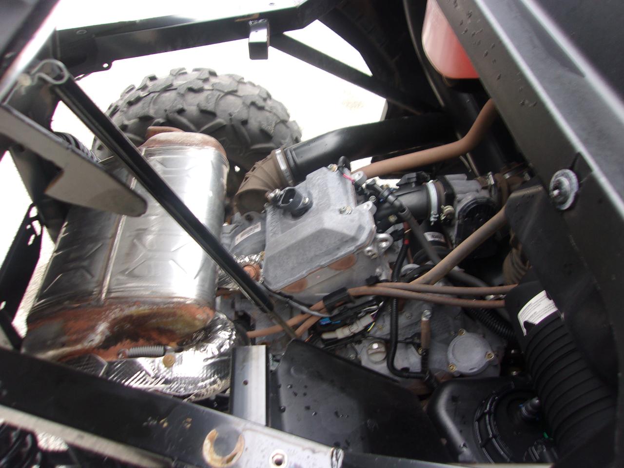 Can-Am Commander XT 700  2024