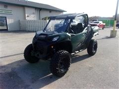 2024 Can-Am Commander XT 700 
