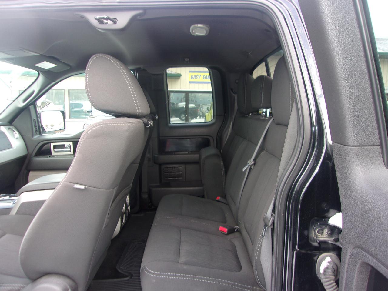 Ford F-150 4WD SuperCrew 150" Lariat 2011