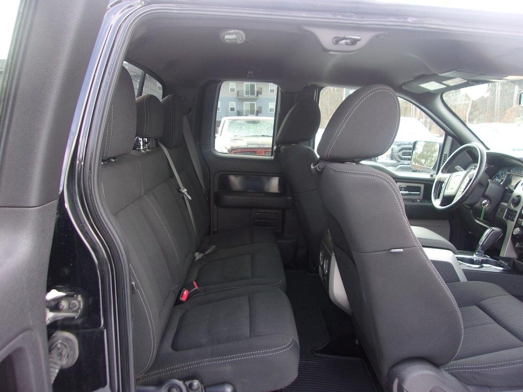 Ford F-150 4WD SuperCrew 150" Lariat 2011