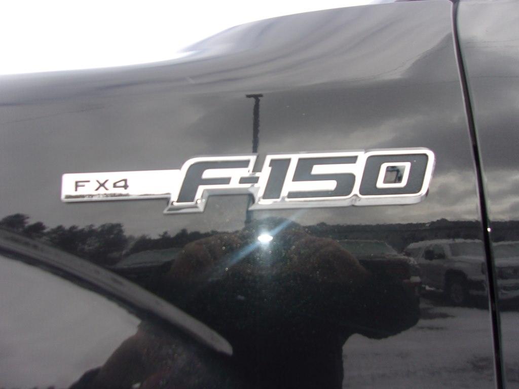 Ford F-150 4WD SuperCrew 150" Lariat 2011