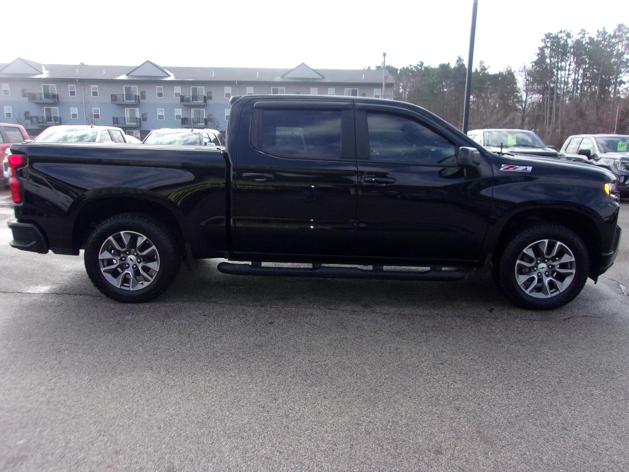 Chevrolet Silverado 1500 4WD Crew Cab 147" RST 2021