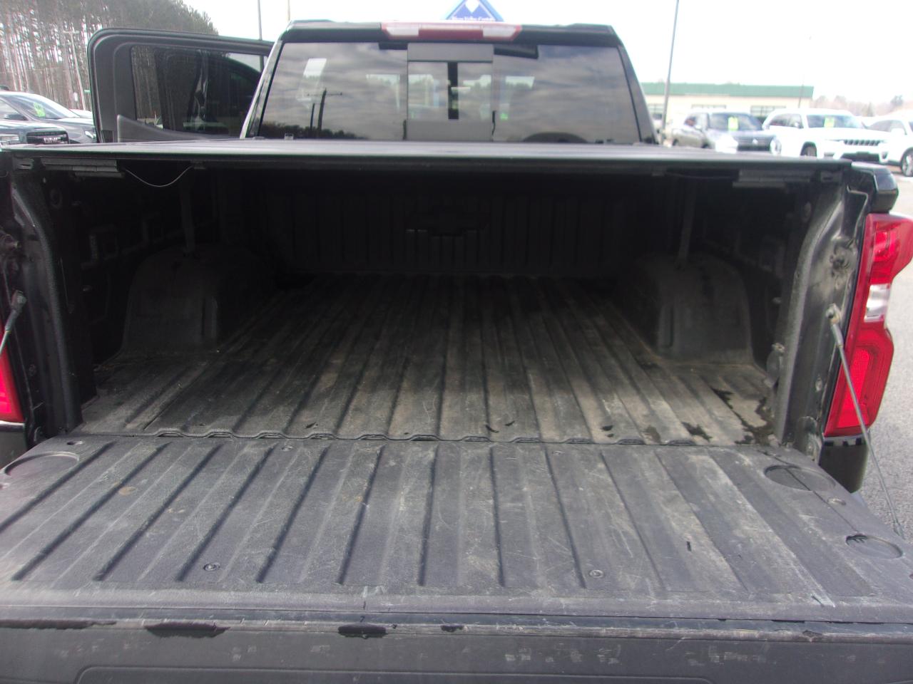 Chevrolet Silverado 1500 4WD Crew Cab 147" RST 2021