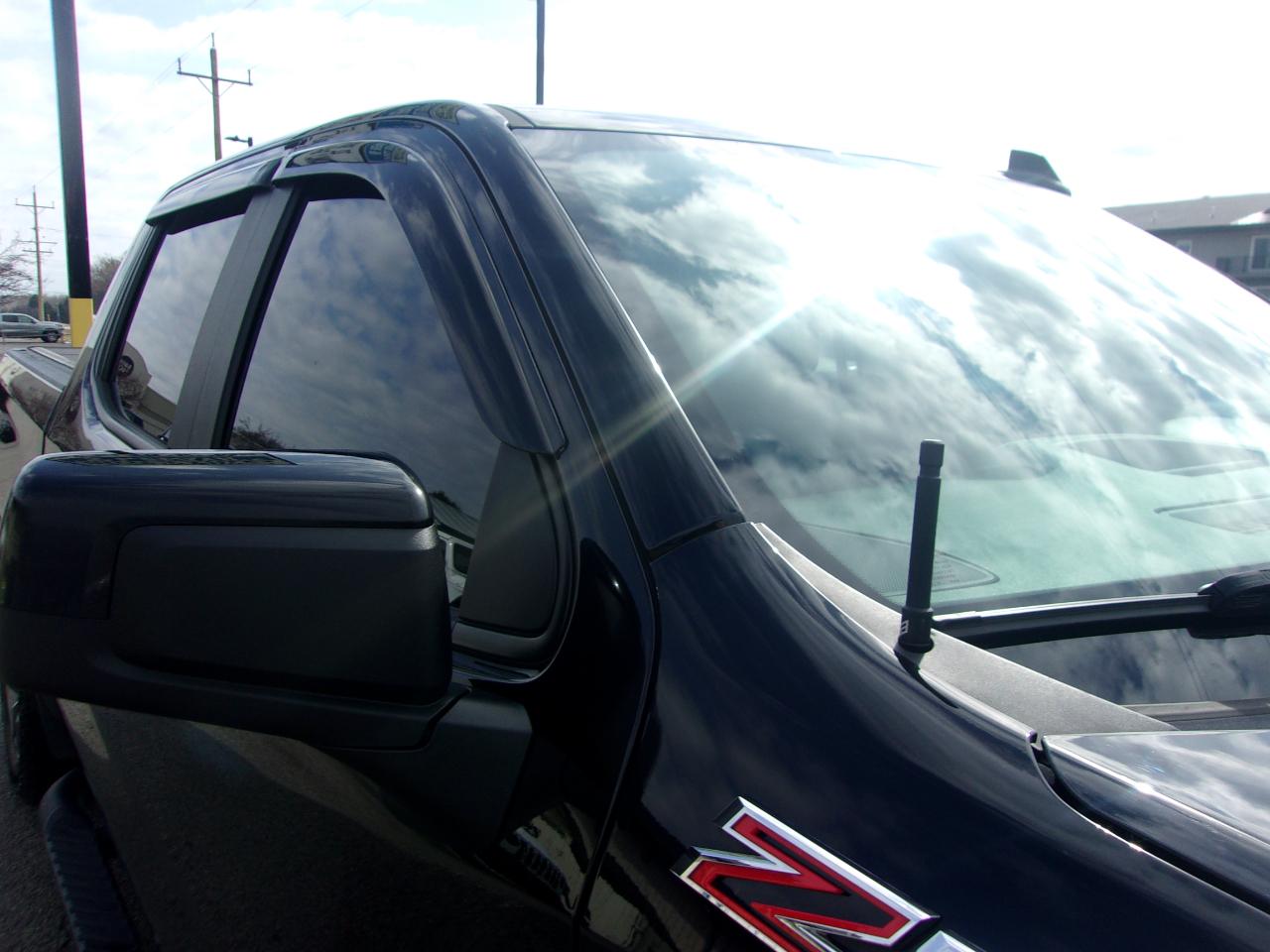 Chevrolet Silverado 1500 4WD Crew Cab 147" RST 2021