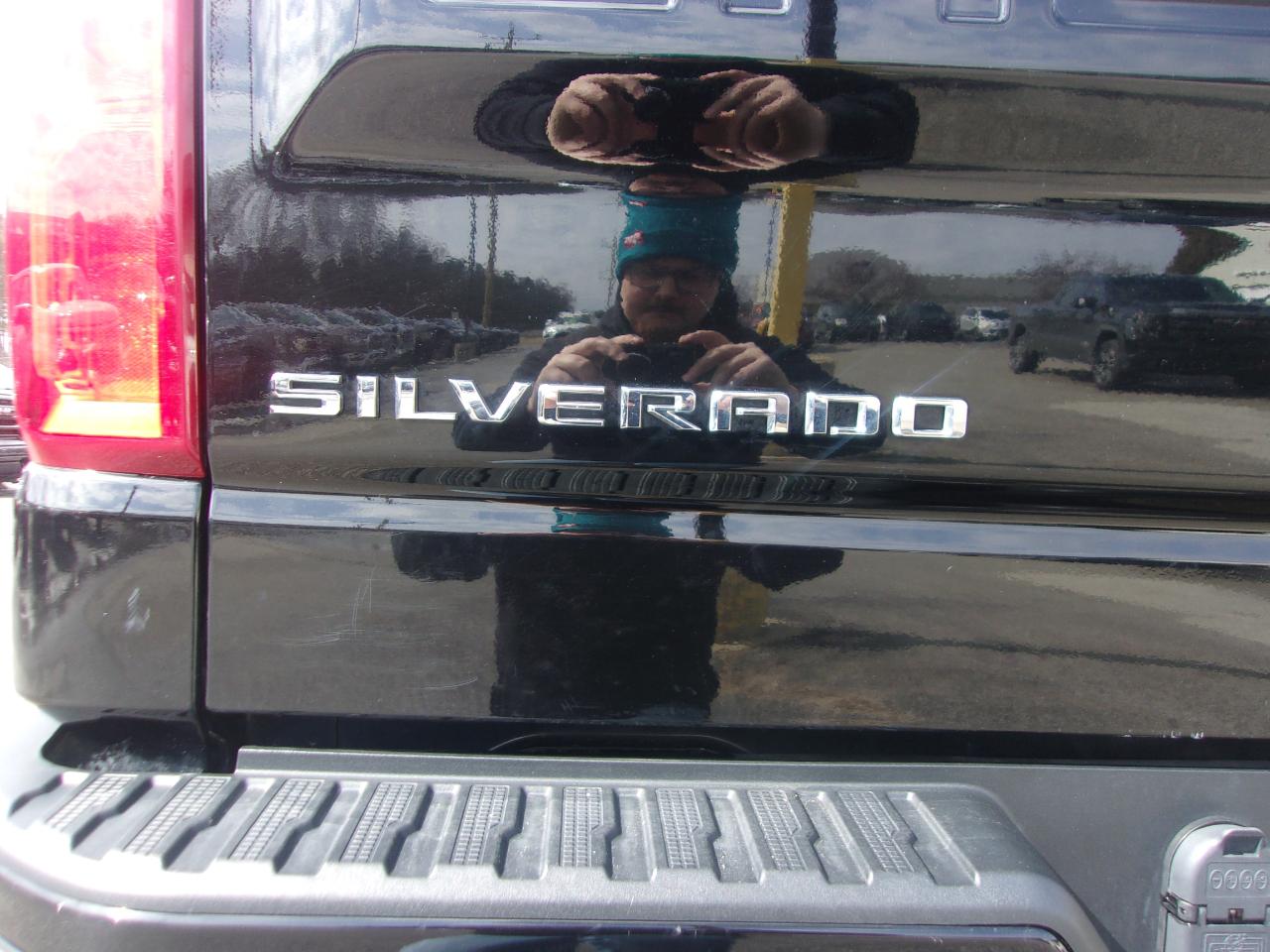 Chevrolet Silverado 1500 4WD Crew Cab 147" RST 2021