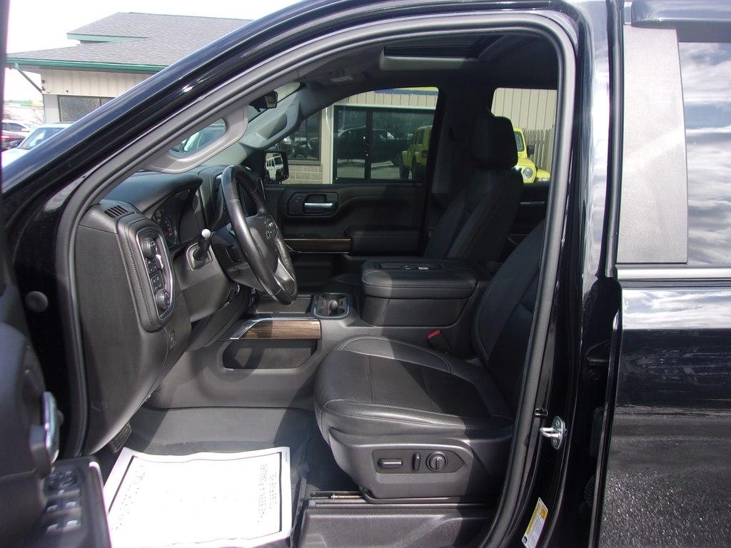 Chevrolet Silverado 1500 4WD Crew Cab 147" RST 2021