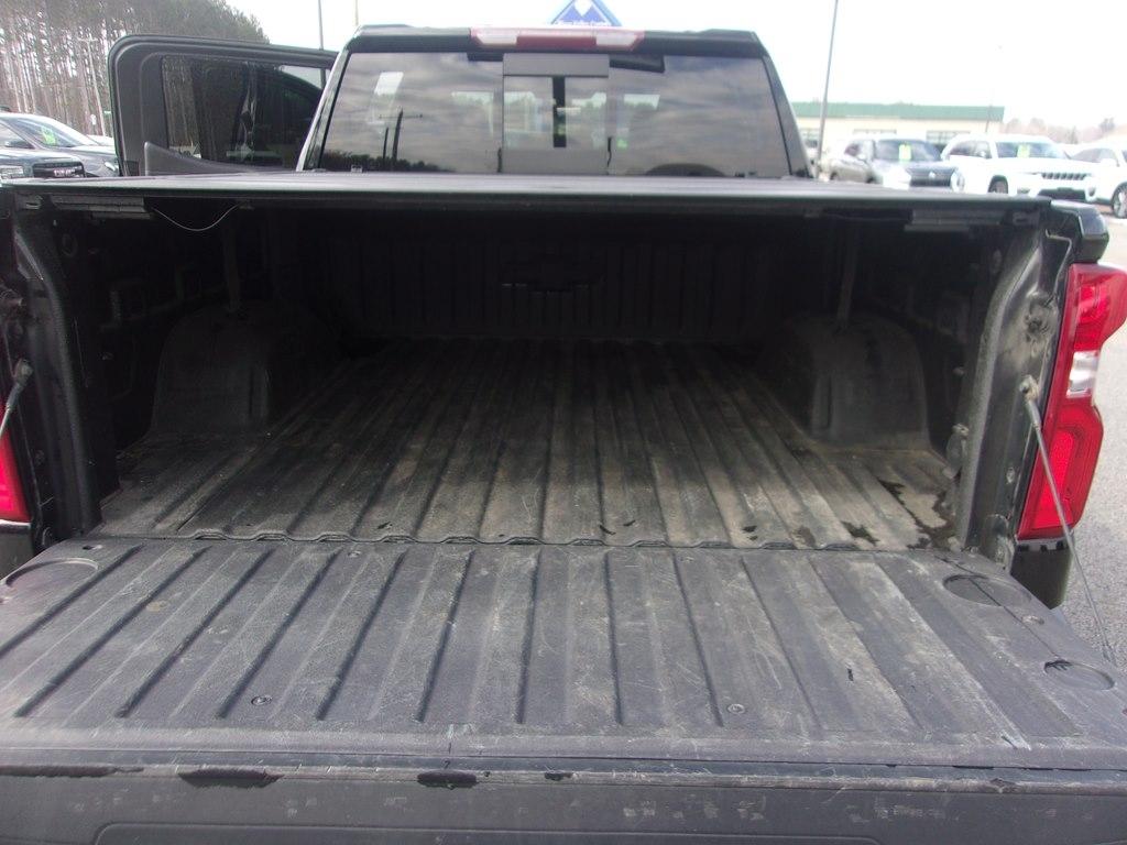 Chevrolet Silverado 1500 4WD Crew Cab 147" RST 2021