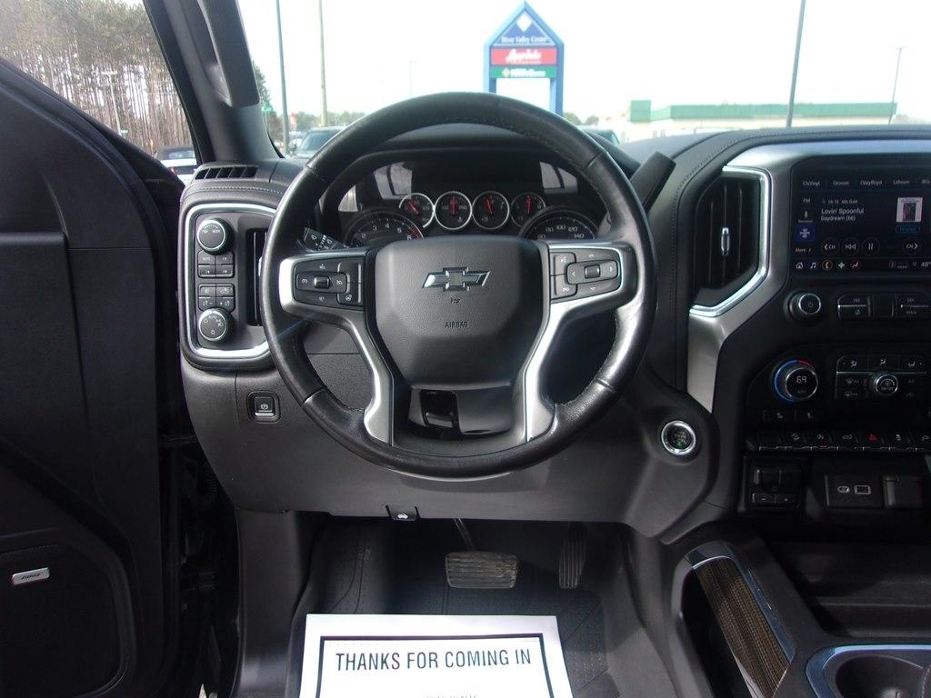 Chevrolet Silverado 1500 4WD Crew Cab 147" RST 2021