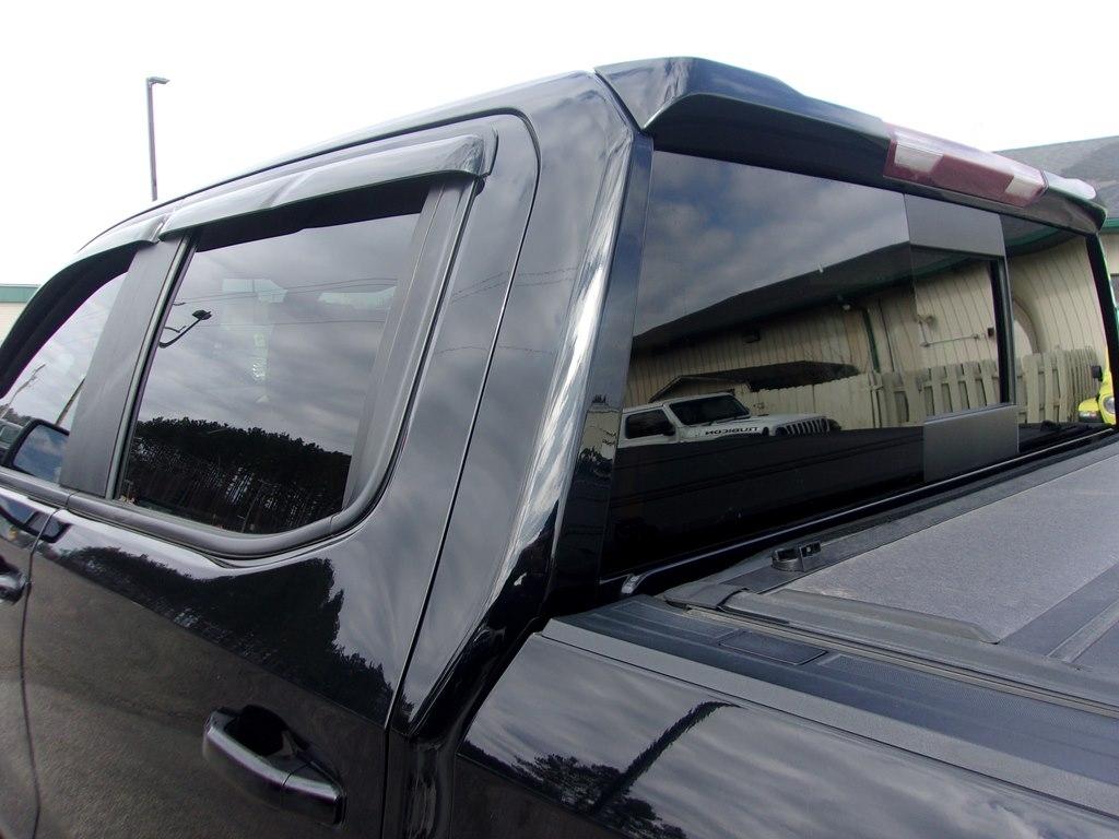 Chevrolet Silverado 1500 4WD Crew Cab 147" RST 2021