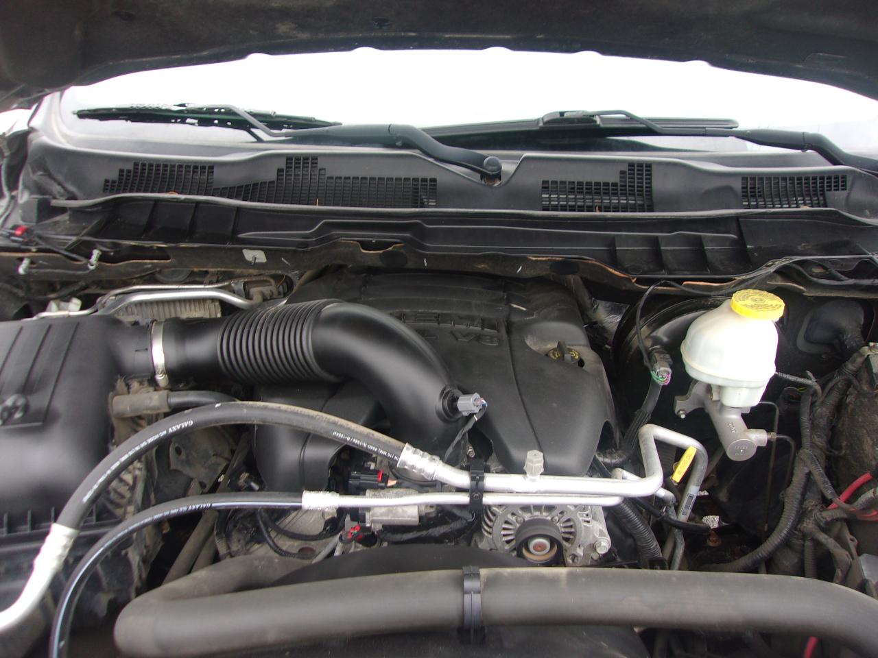 RAM 1500 4WD Crew Cab 140.5" Laramie 2017