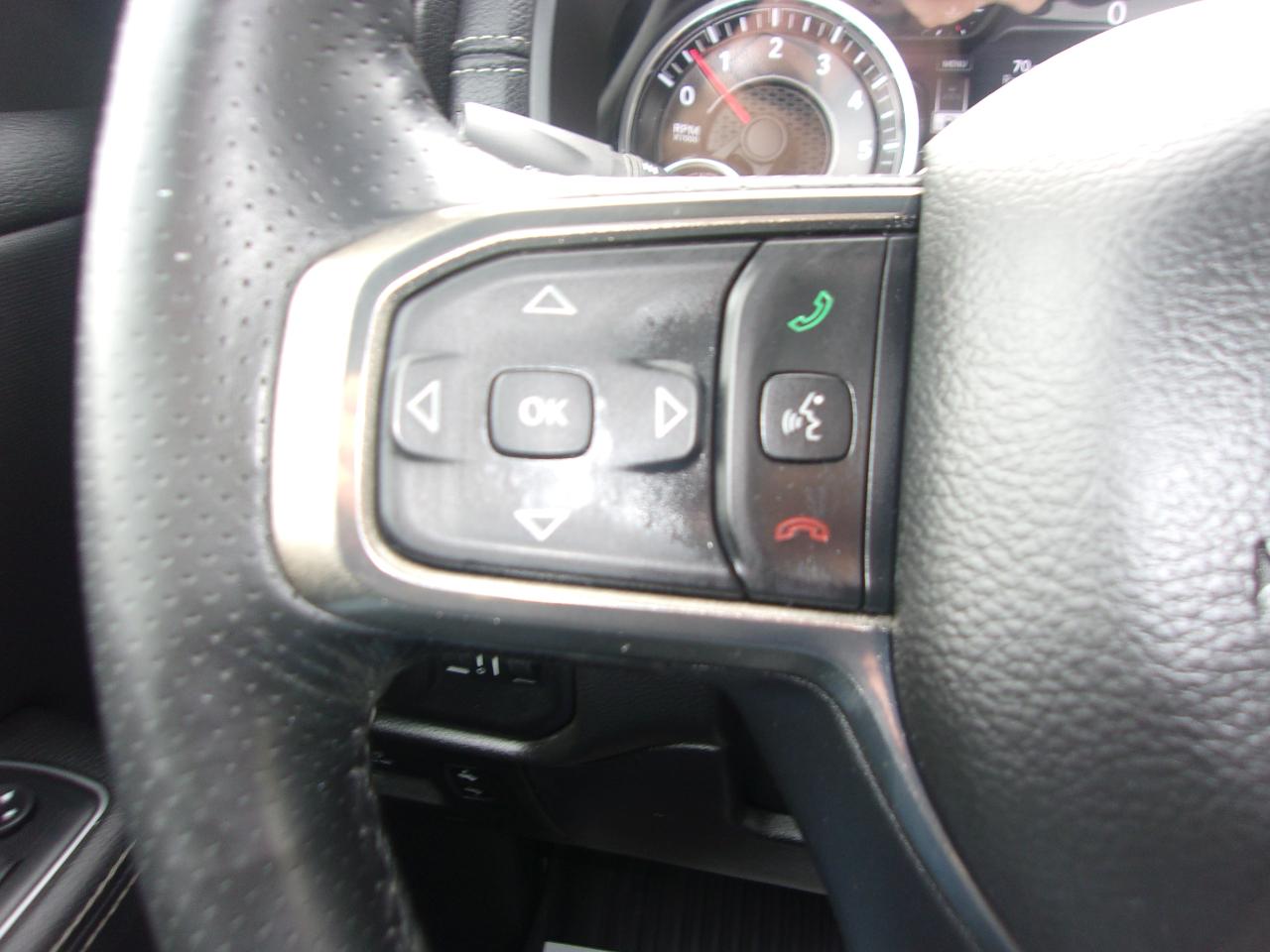 RAM 1500 Sport 4x4 Crew Cab 5'7" Box 2019