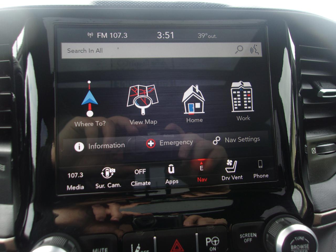 RAM 1500 Sport 4x4 Crew Cab 5'7" Box 2019