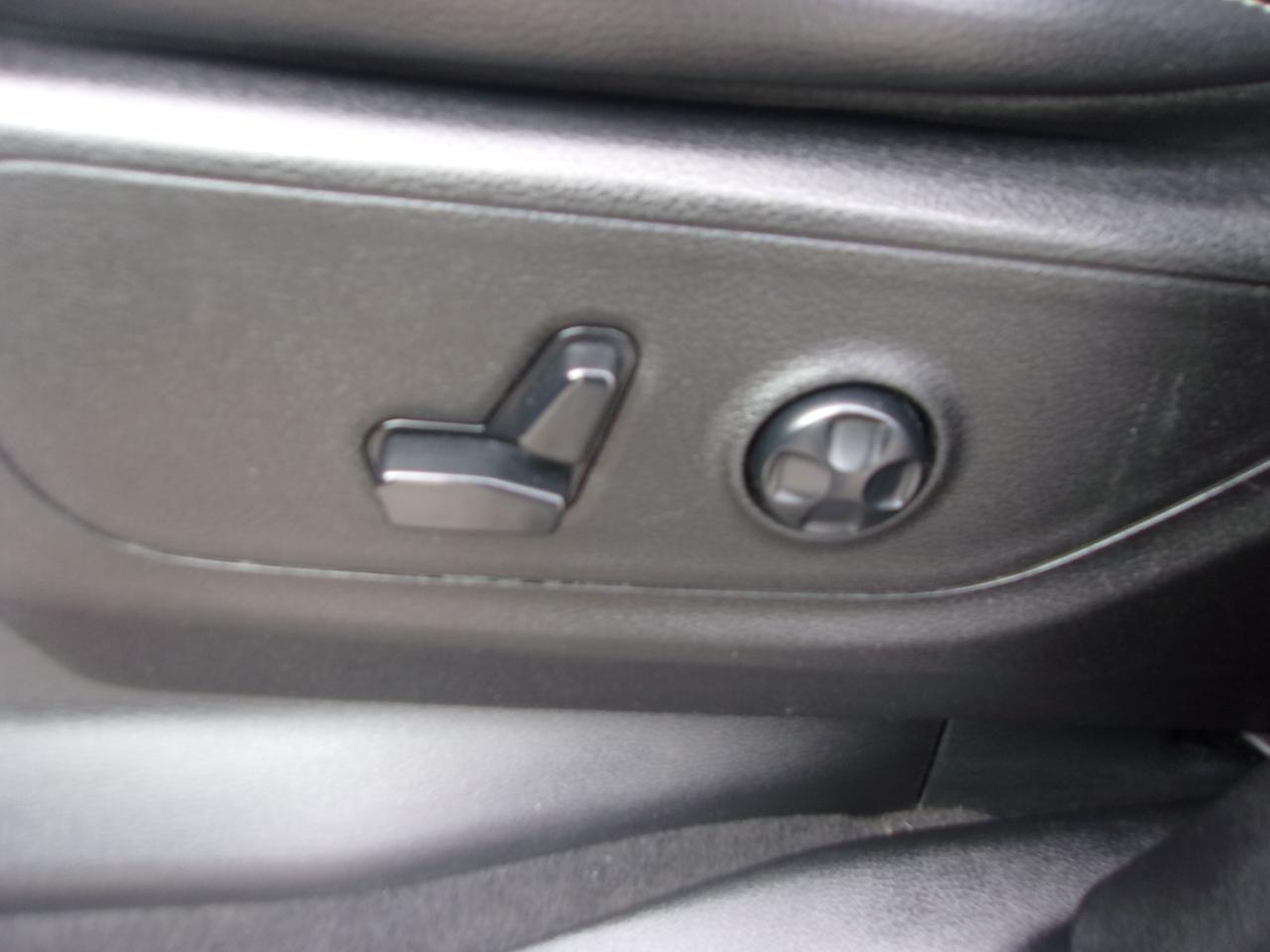 RAM 1500 Sport 4x4 Crew Cab 5'7" Box 2019