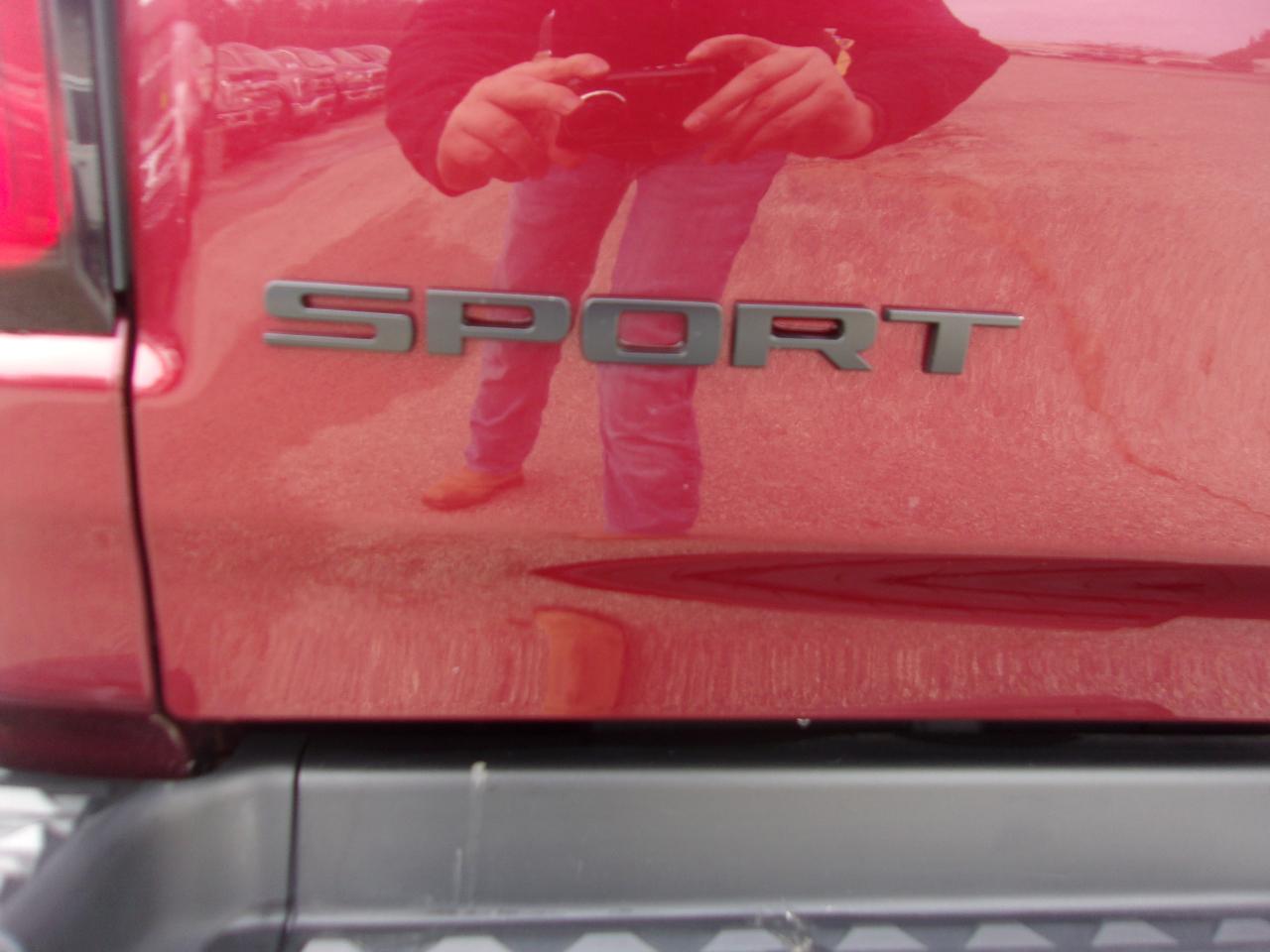 RAM 1500 Sport 4x4 Crew Cab 5'7" Box 2019