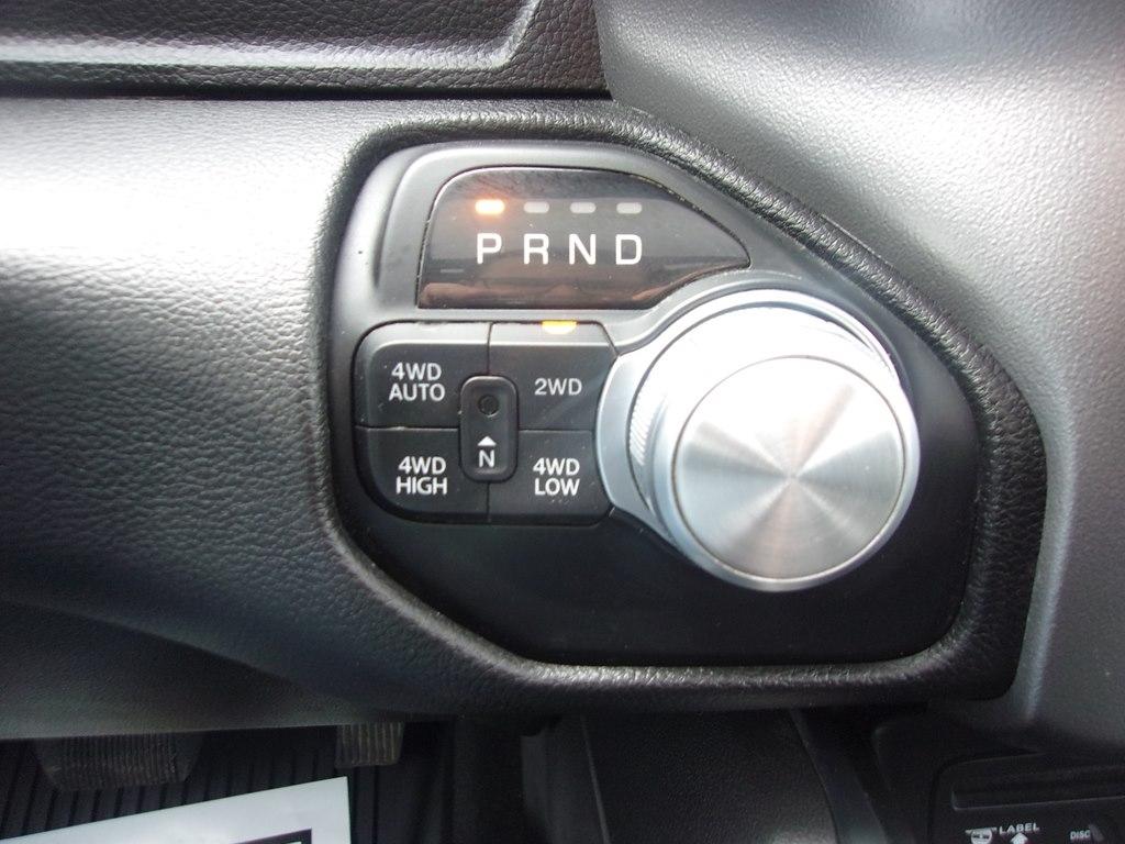 RAM 1500 Sport 4x4 Crew Cab 5'7" Box 2019