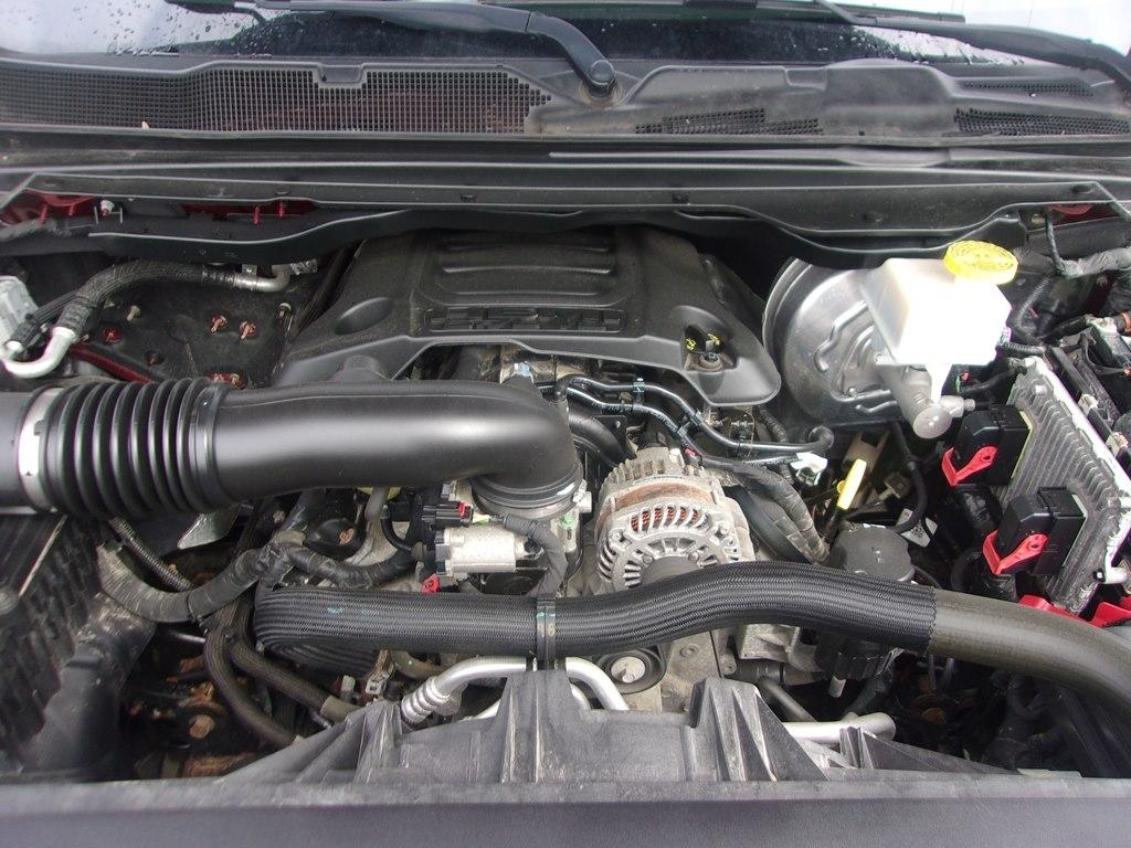 RAM 1500 Sport 4x4 Crew Cab 5'7" Box 2019