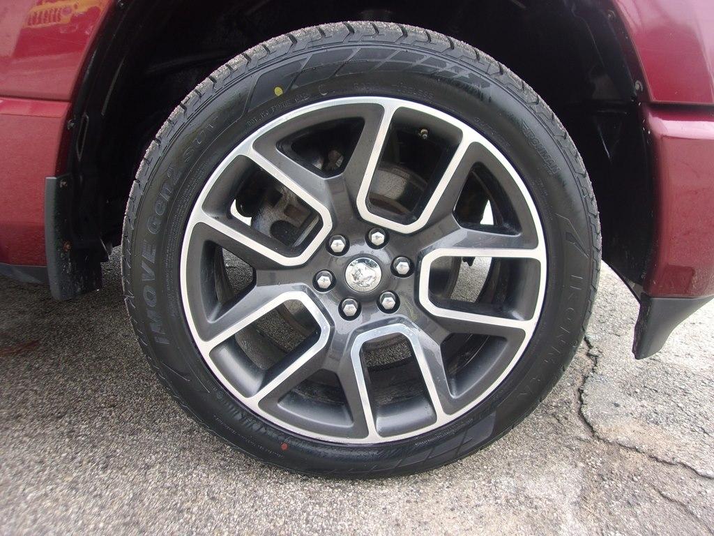 RAM 1500 Sport 4x4 Crew Cab 5'7" Box 2019