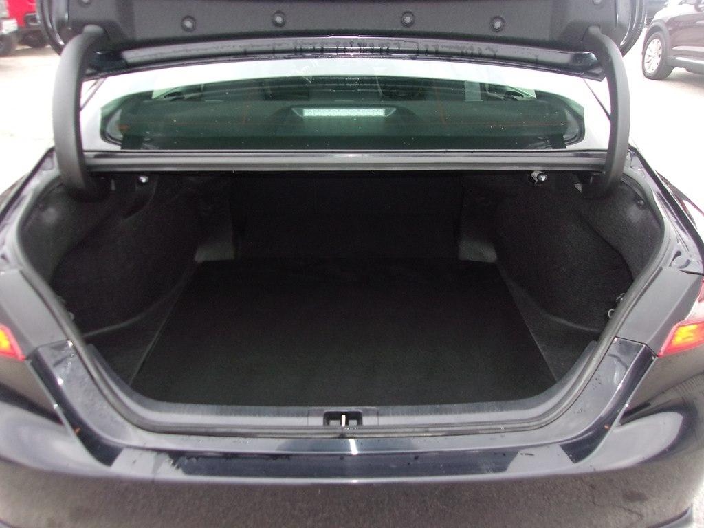 Toyota Camry SE Auto (Natl) 2024