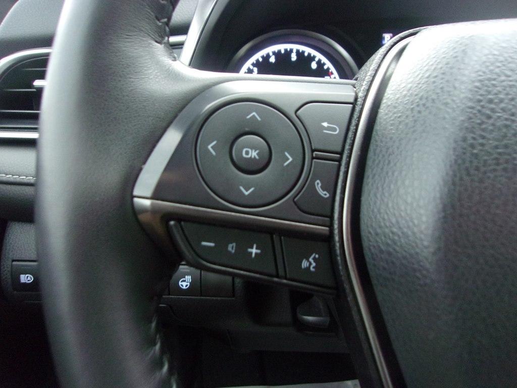 Toyota Camry SE Auto (Natl) 2024