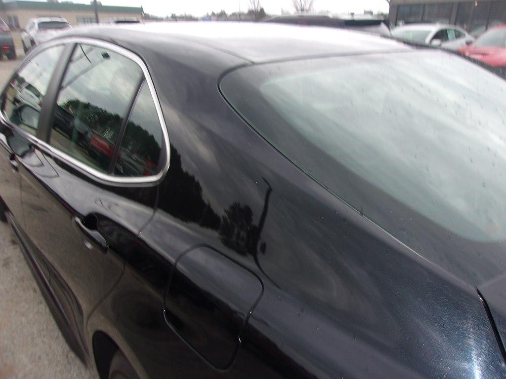 Toyota Camry SE Auto (Natl) 2024