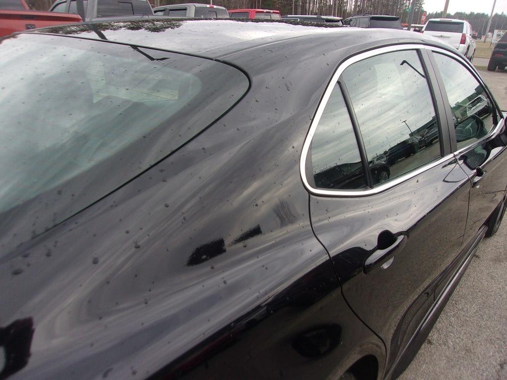 Toyota Camry SE Auto (Natl) 2024