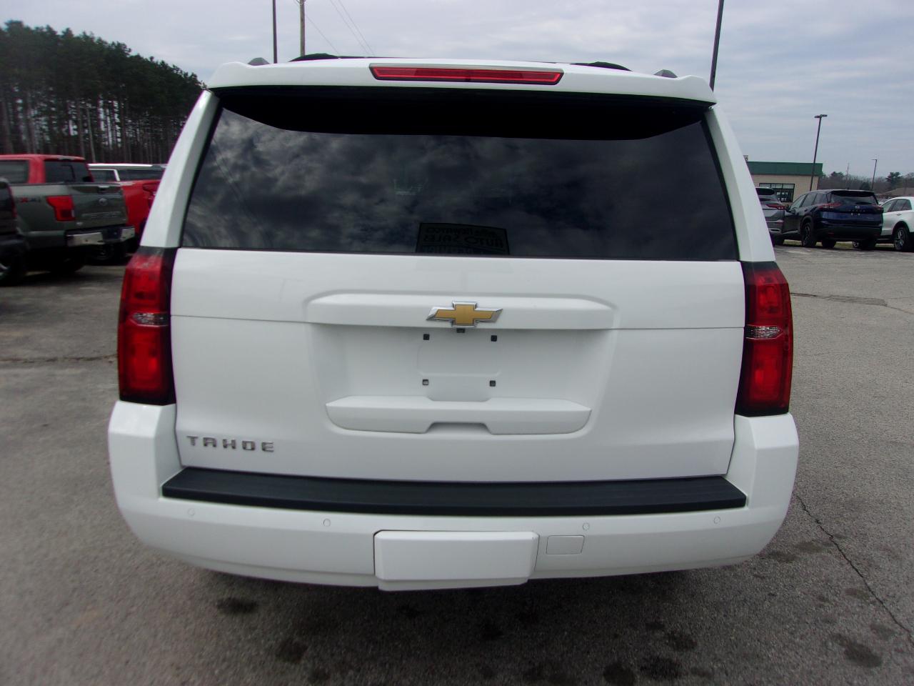 Chevrolet Tahoe 4WD 4dr LT 2015