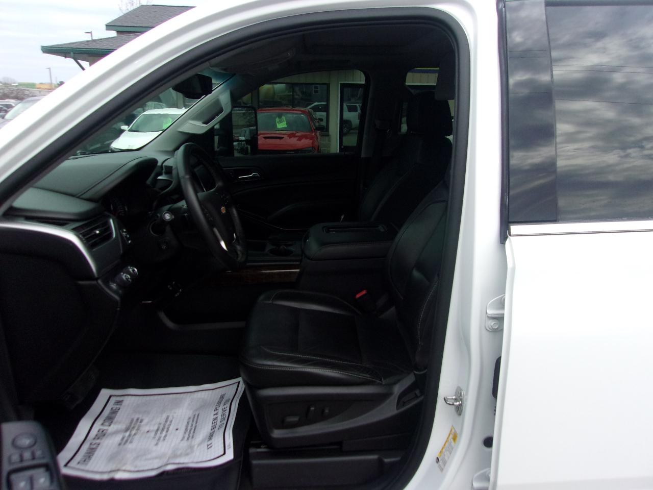 Chevrolet Tahoe 4WD 4dr LT 2015