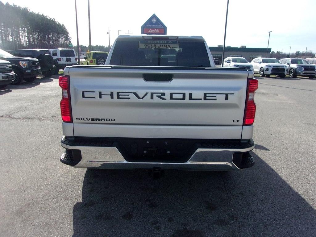 Chevrolet Silverado 1500 LTD 4WD Crew Cab 147" LT 2022