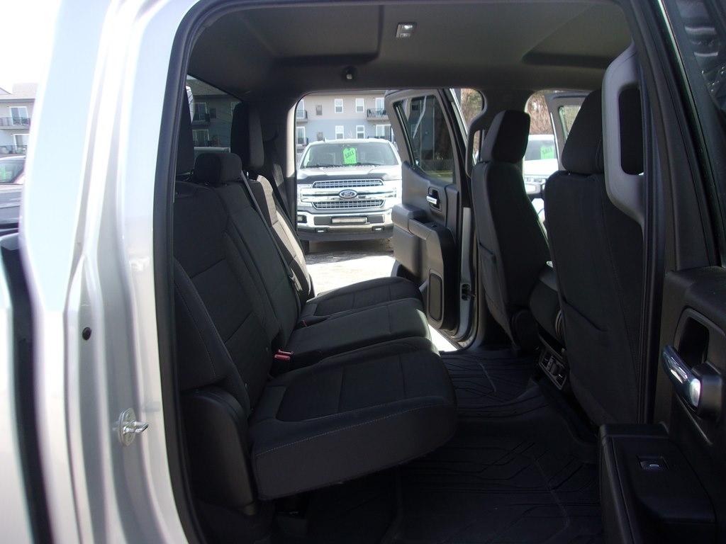 Chevrolet Silverado 1500 LTD 4WD Crew Cab 147" LT 2022