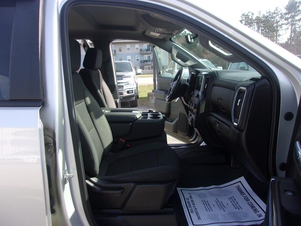 Chevrolet Silverado 1500 LTD 4WD Crew Cab 147" LT 2022