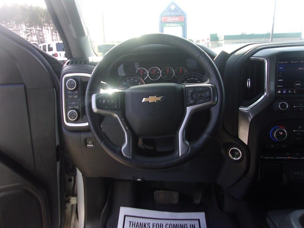 Chevrolet Silverado 1500 LTD 4WD Crew Cab 147" LT 2022