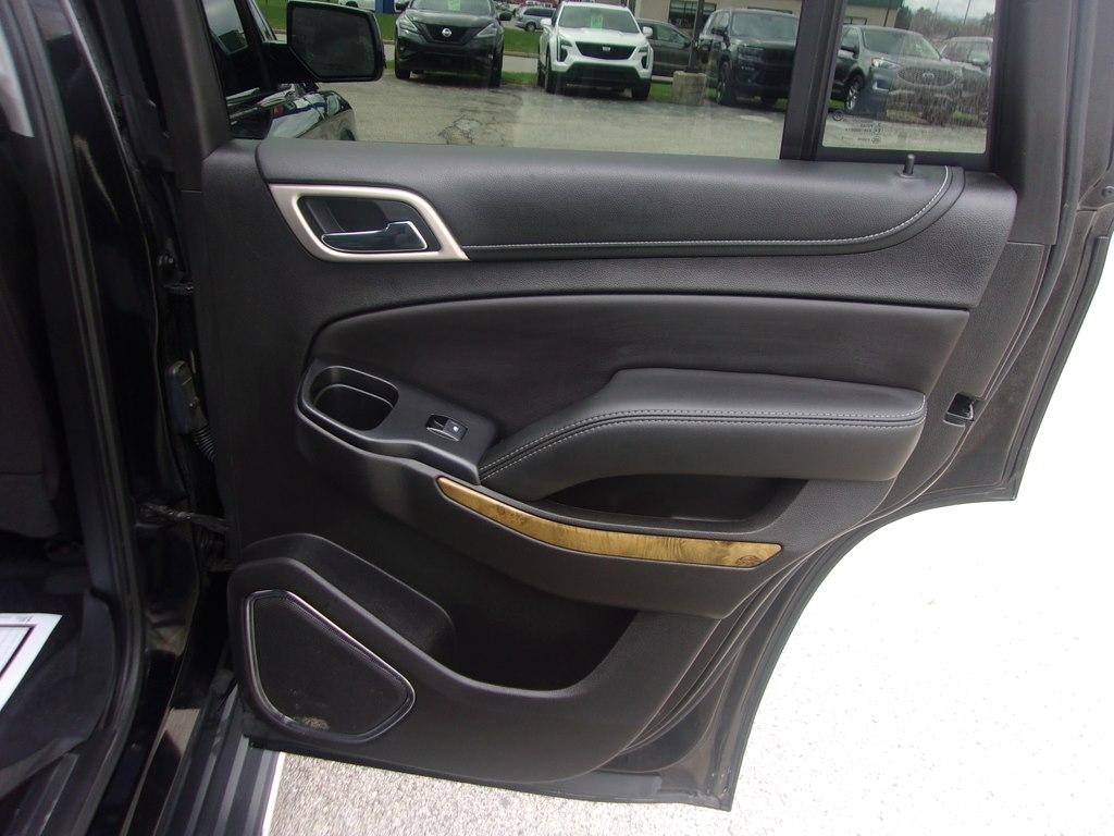 GMC Yukon 4WD 4dr Denali 2017