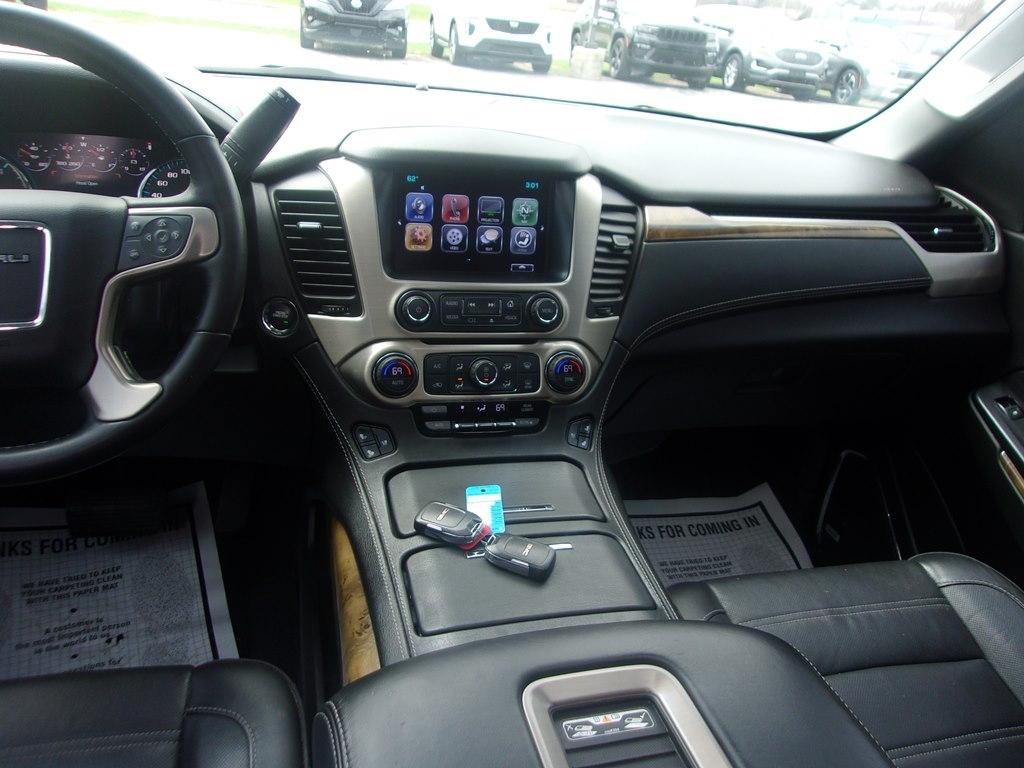 GMC Yukon 4WD 4dr Denali 2017