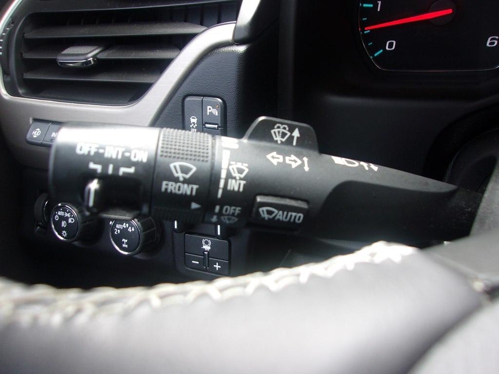 GMC Yukon 4WD 4dr Denali 2017