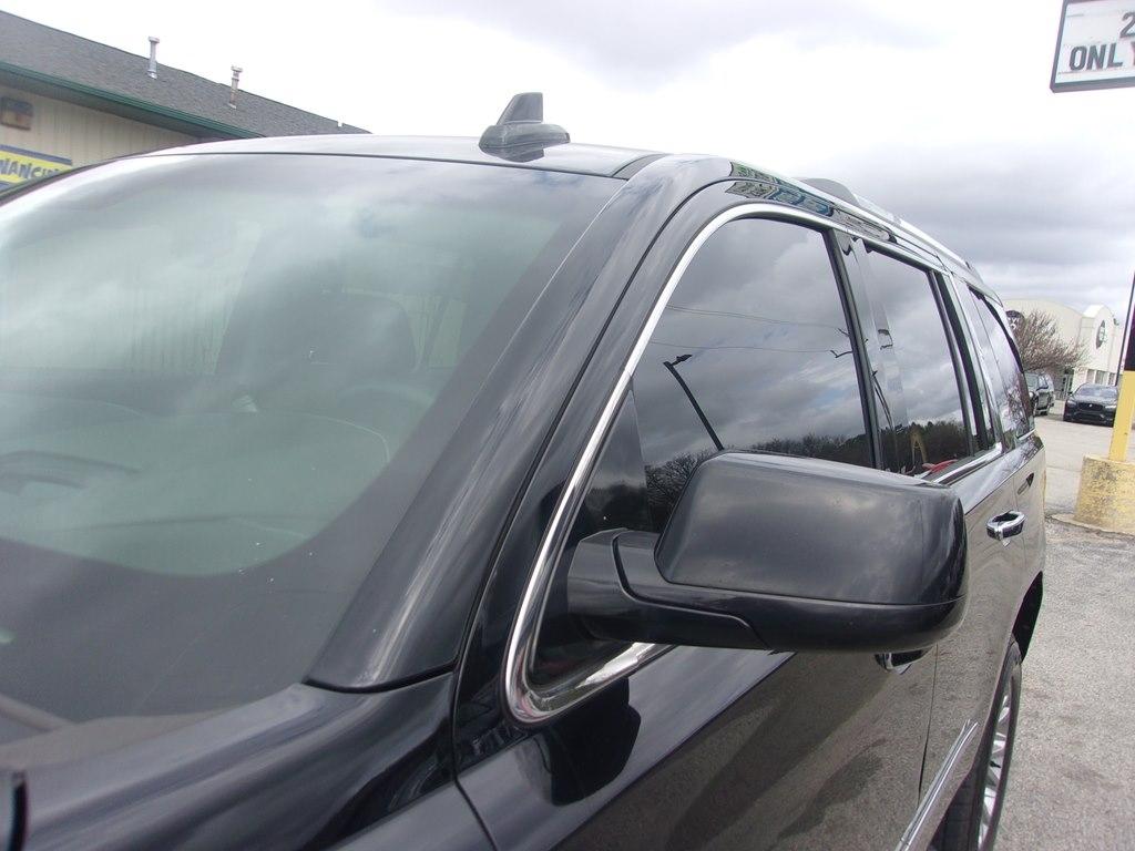 GMC Yukon 4WD 4dr Denali 2017