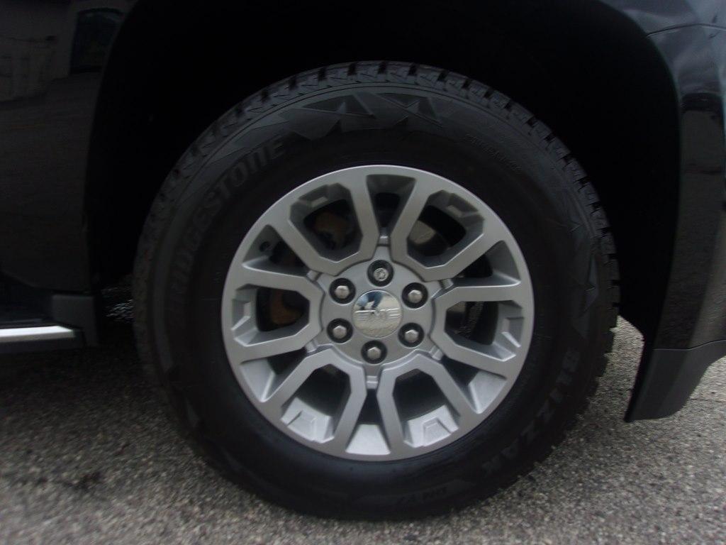 GMC Yukon 4WD 4dr Denali 2017