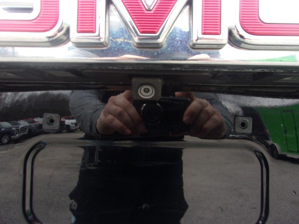 GMC Yukon 4WD 4dr Denali 2017